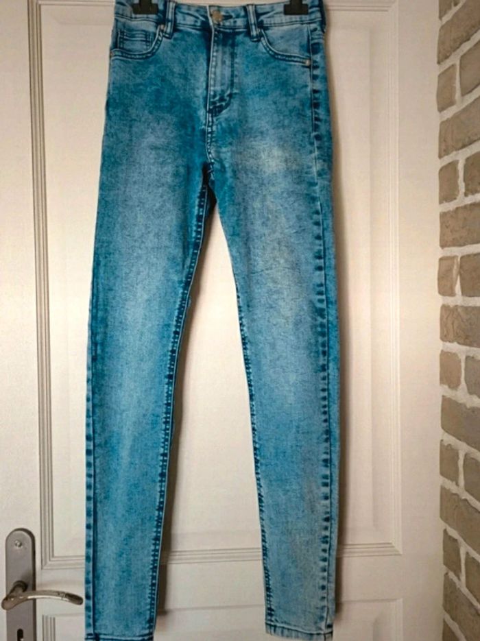 Jean skinny bleu effet neige Bershka XS 34