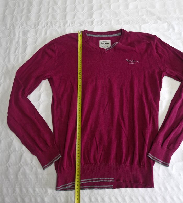 Pull col v , homme , pepe jeans  , taille M  , couleur bordeaux - photo numéro 6