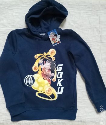 Dragon ball sweat capuche bleu marine 10 ans