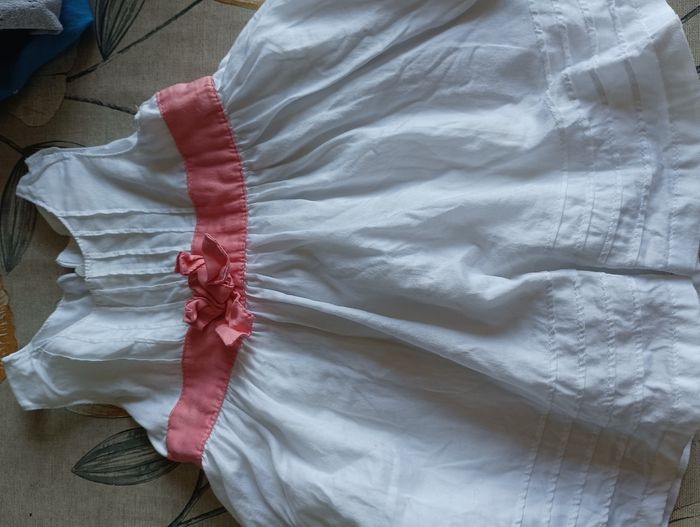 Robe blanche taille 6m