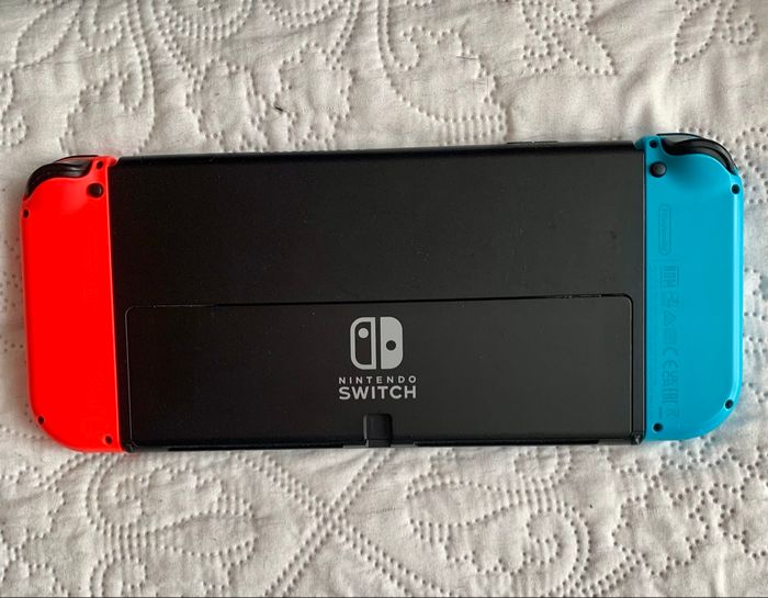 Nintendo Switch Oled - 7 pouces - photo numéro 8