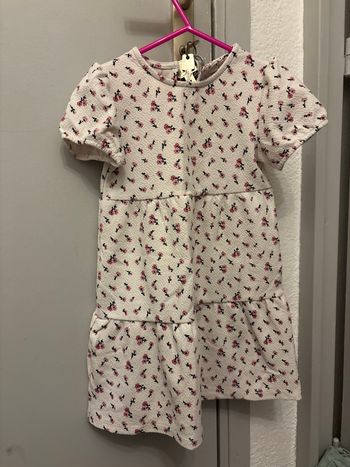 Robe fleurie manches courtes primark 24/36 mois