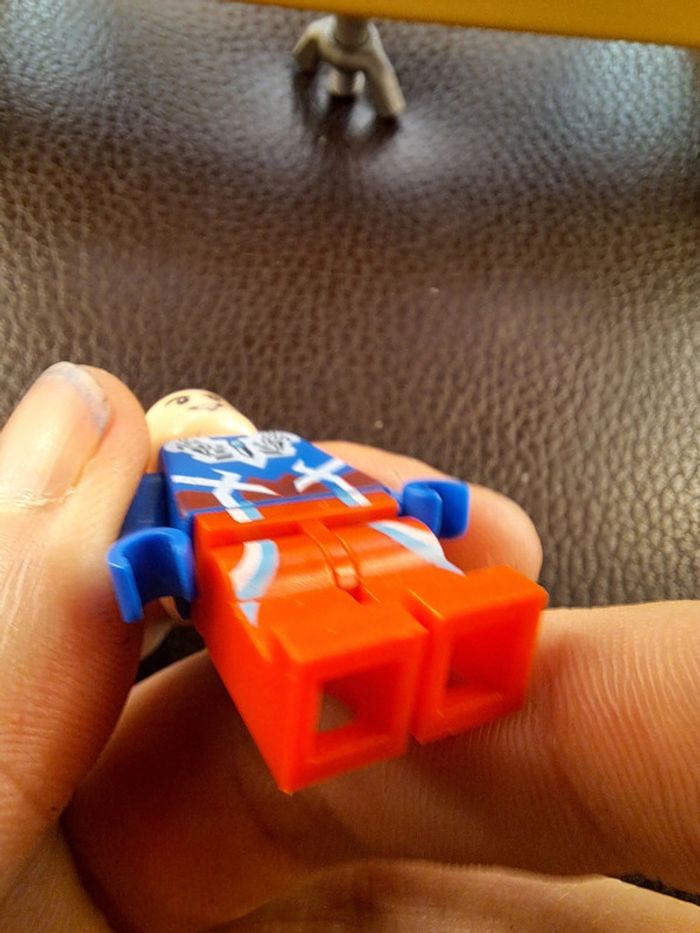 Figurine Lego compatible Ultraman - photo numéro 7