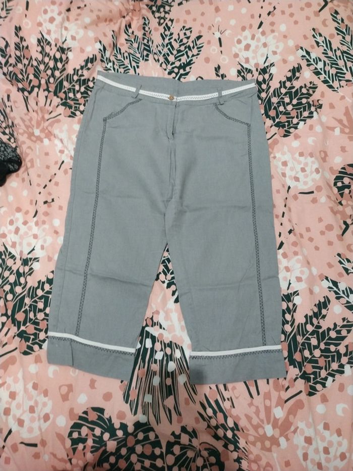 Pantacourts en lin taille 40