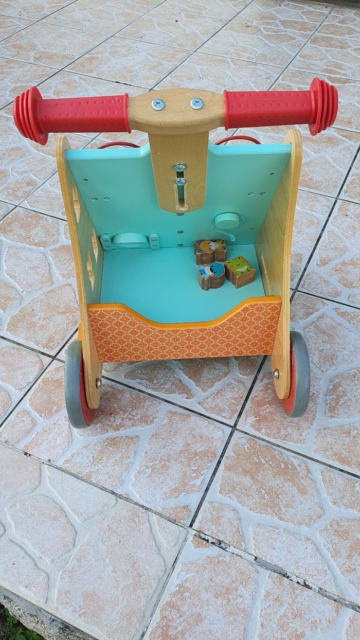 Chariot de marche en bois - photo numéro 4