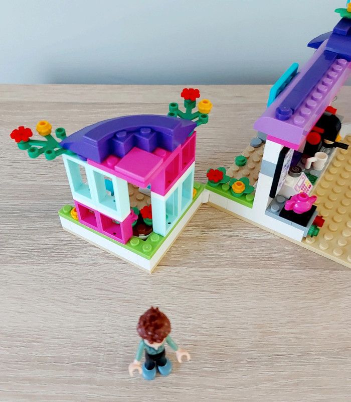 Lego Friends 41336 Le café des arts d'Emma - photo numéro 5