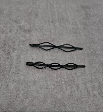 Lot 2 barrettes noires