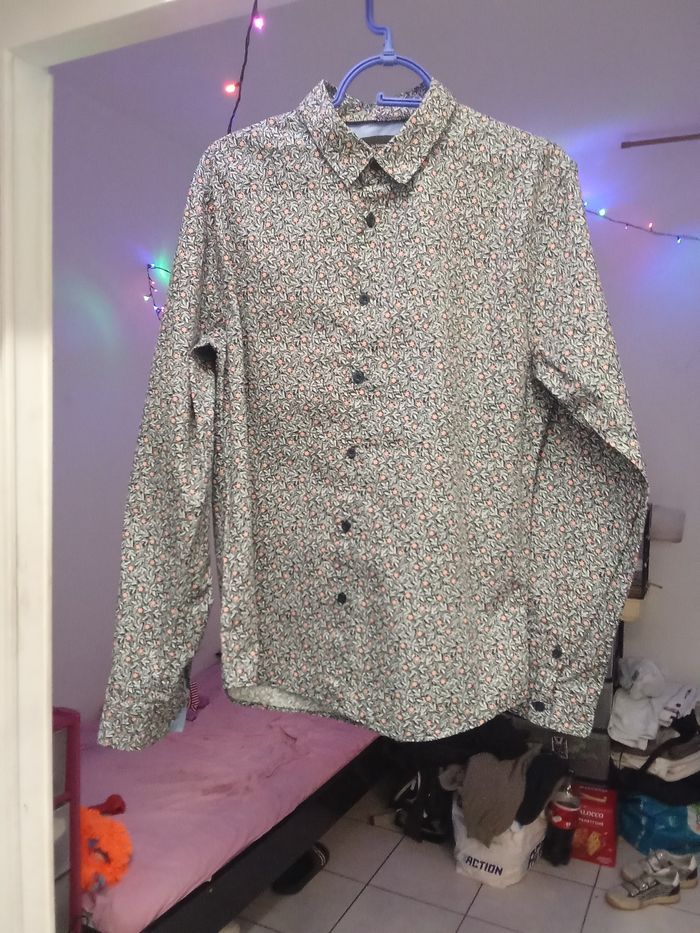 Chemise à manches longues. De marque. Le temps de cerise taille.L - photo numéro 5