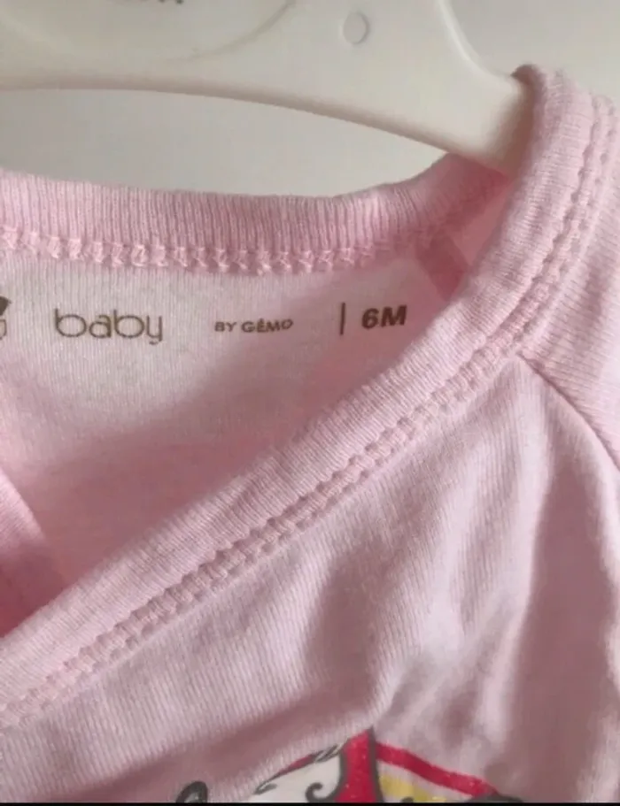 Body licorne 6 mois neuf - photo numéro 3