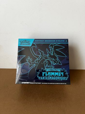 ETB Pokémon Flammes Fantasmagoriques ME02