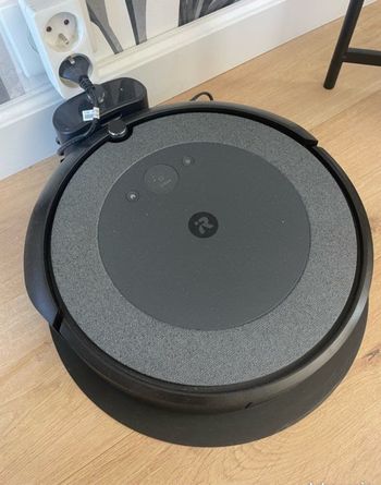 IRobot roomba combo i5 ( aspirateur et laveur)