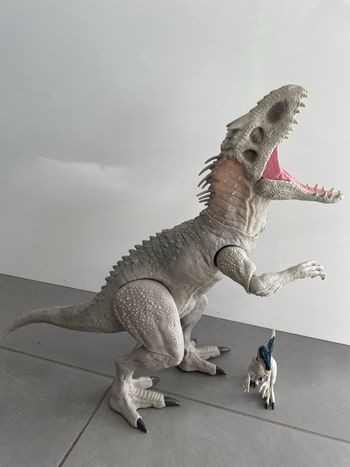 Lot de 2 dinosaures dont 1 Très grand Indominus Rex Jurassic World Figurine