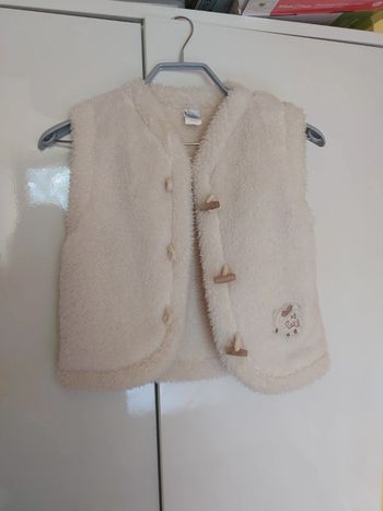Gilet moumoute sans manches 6A neuf