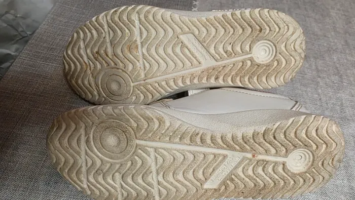 Tennis taille 31 - photo numéro 2