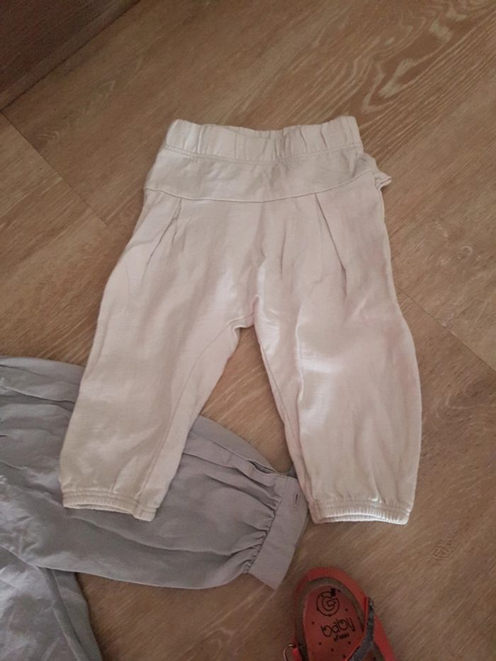 2pantalons 6mois - photo numéro 3
