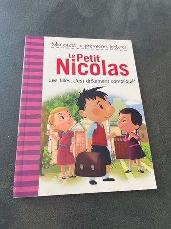 Livre le petit Nicolas les filles c’est drôlement compliqué 
