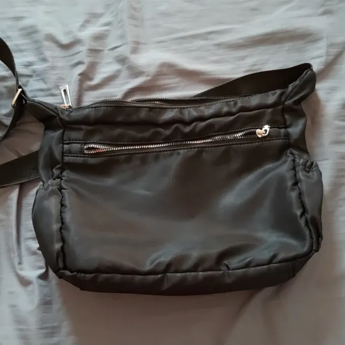 Sac en bandoulière multiples poches - photo numéro 3