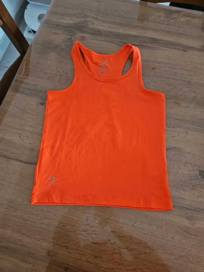 Débardeur de sport fille 10 ans neuf