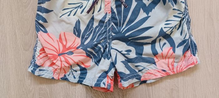Short de bain bébé garçon, motif tropical, marque Okaidi, taille 2 ans (86 cm) - photo numéro 4