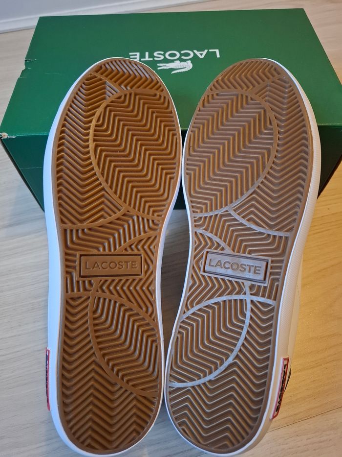 Baskets Lacoste t. 45 100%Cuir, Neuf jamais porte, valeur 150euro - photo numéro 4