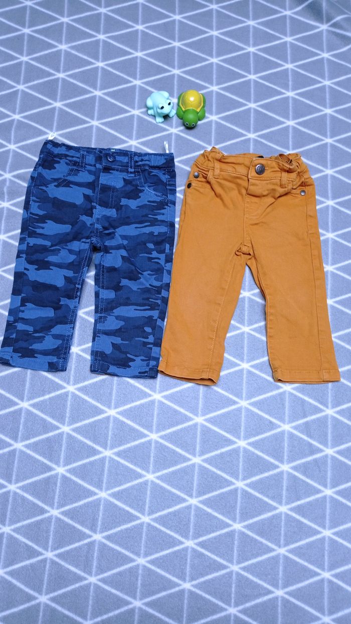 🦁Lot 2 jeans, 9 mois