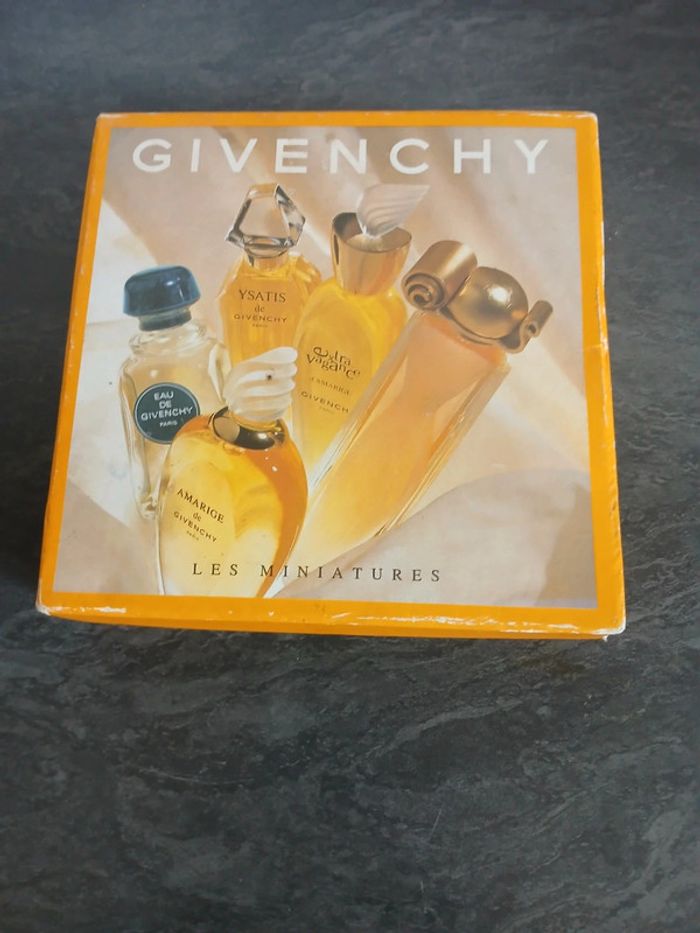 Coffret Givenchy - photo numéro 2