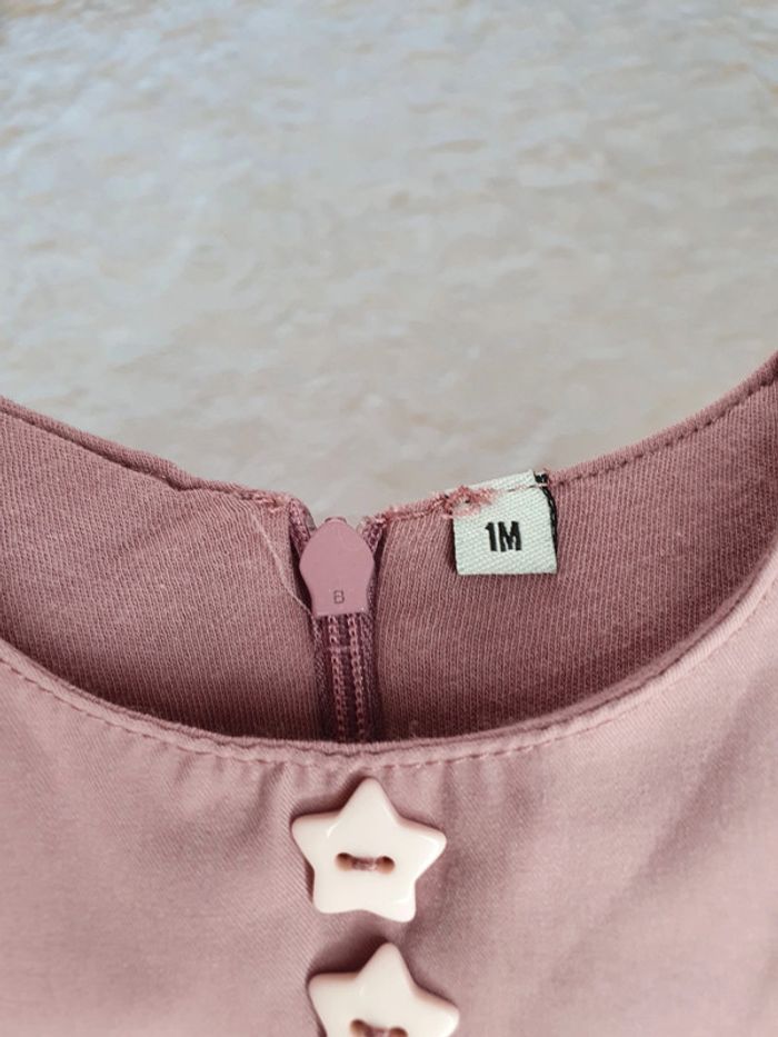 Robe 1mois Neuve🏷 - photo numéro 2