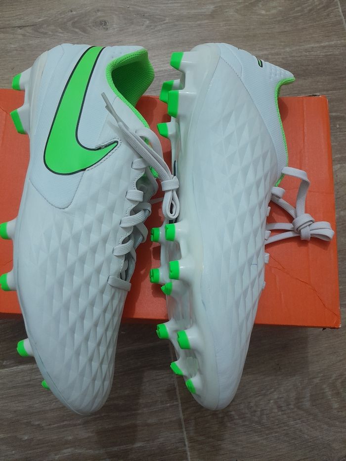 Çrampon nike pointure 43 - photo numéro 3