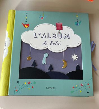 Album bébé neuf