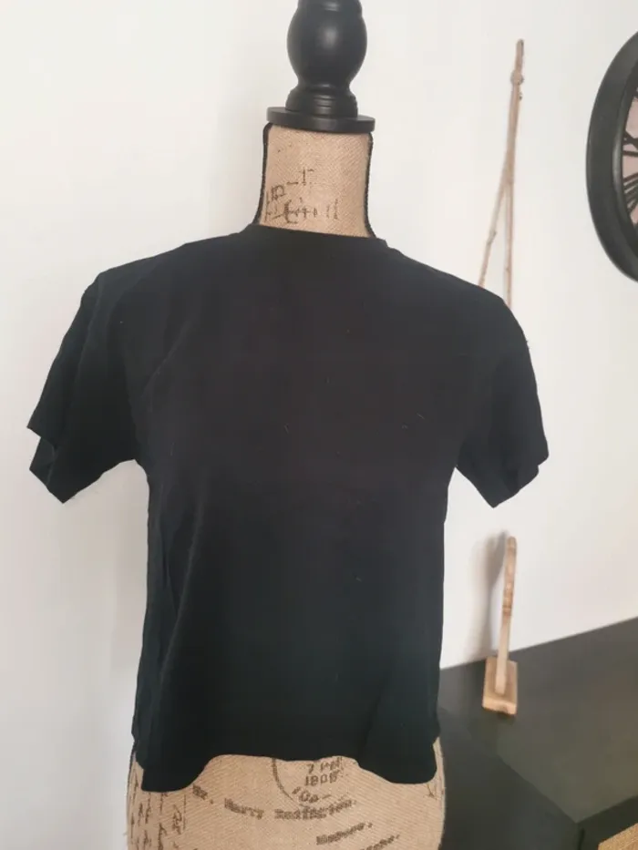 T-shirt. - photo numéro 2