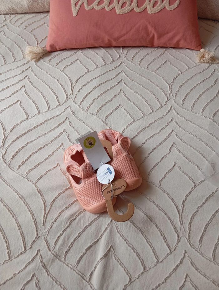 Sandales de plage semelle souple, rose taille 23 Lässig neuves