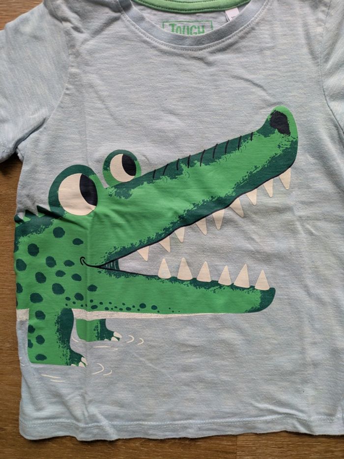 Lot 2 t-shirts 4 ans - photo numéro 2