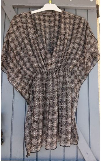 Blouse transparente à motifs