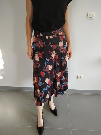 Jupe bleue très foncée rouge bleue beige