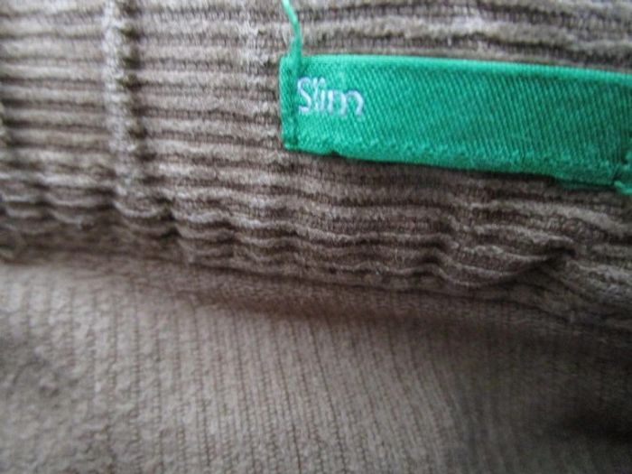 Pantalon beige velours Benetton 12 mois TBE - photo numéro 6