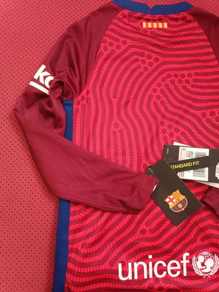 Maillot de foot FC Barcelone, Nike Authentique Officiel taille enfant 6/8 ans, Neuf - photo numéro 13