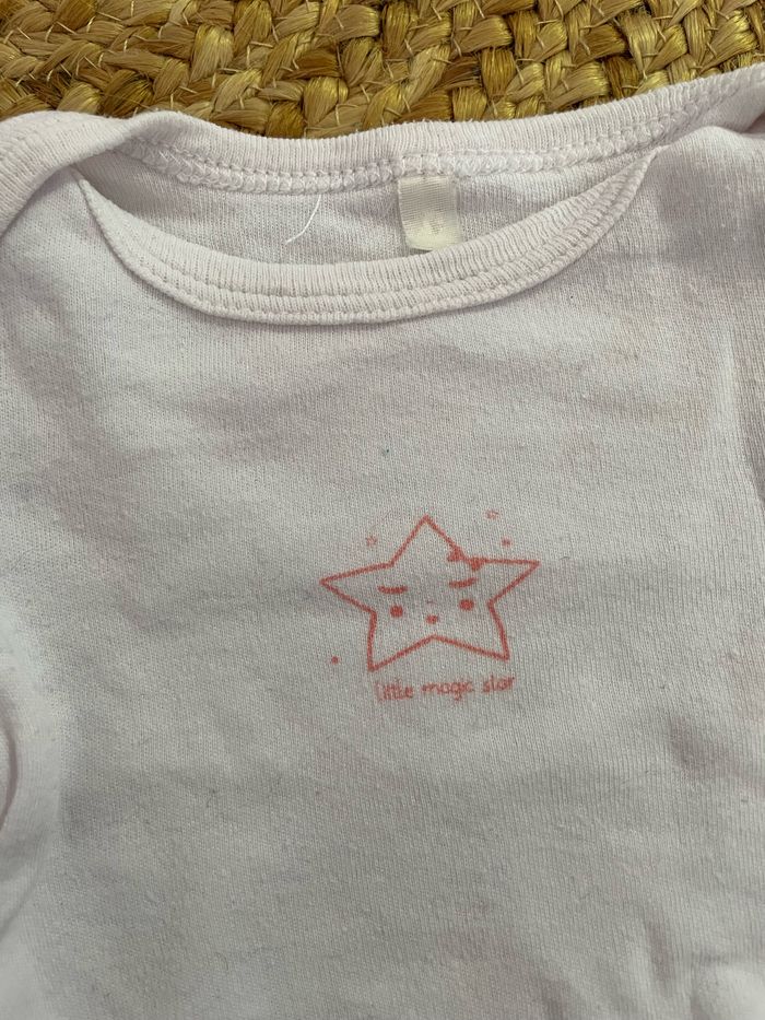 Lot de 3 bodies 1 mois - photo numéro 4