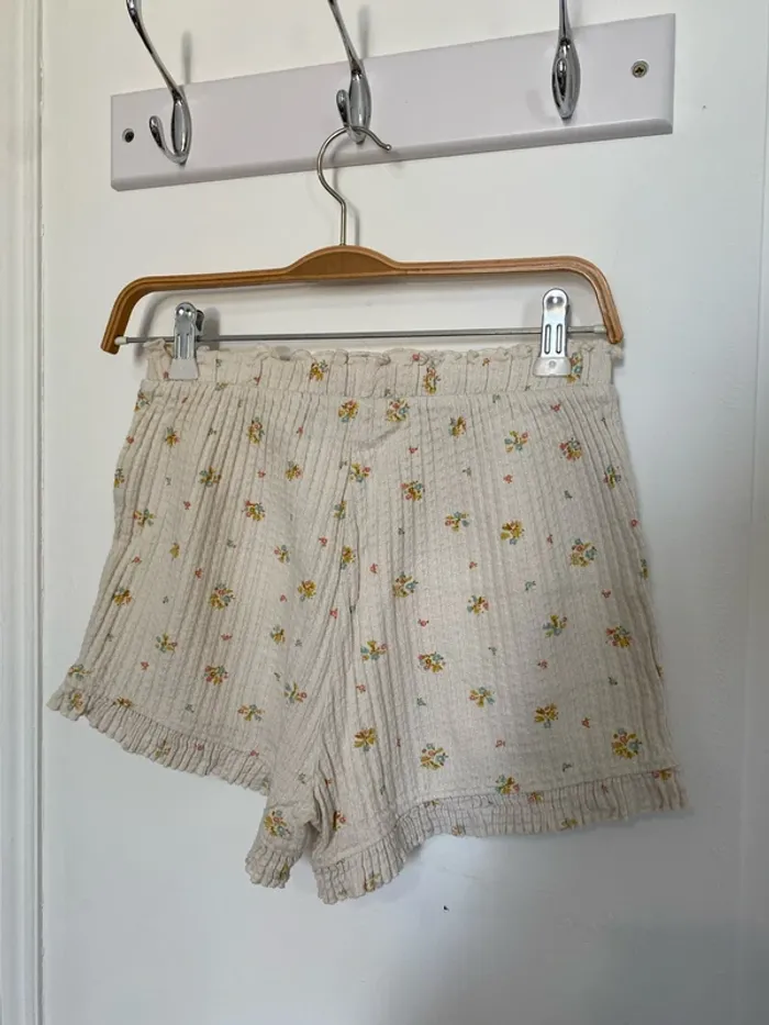 Short a fleurs Kiabi - photo numéro 3