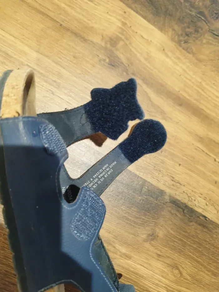 Sandales "Pokemon" H&M - Taille 28 - photo numéro 13