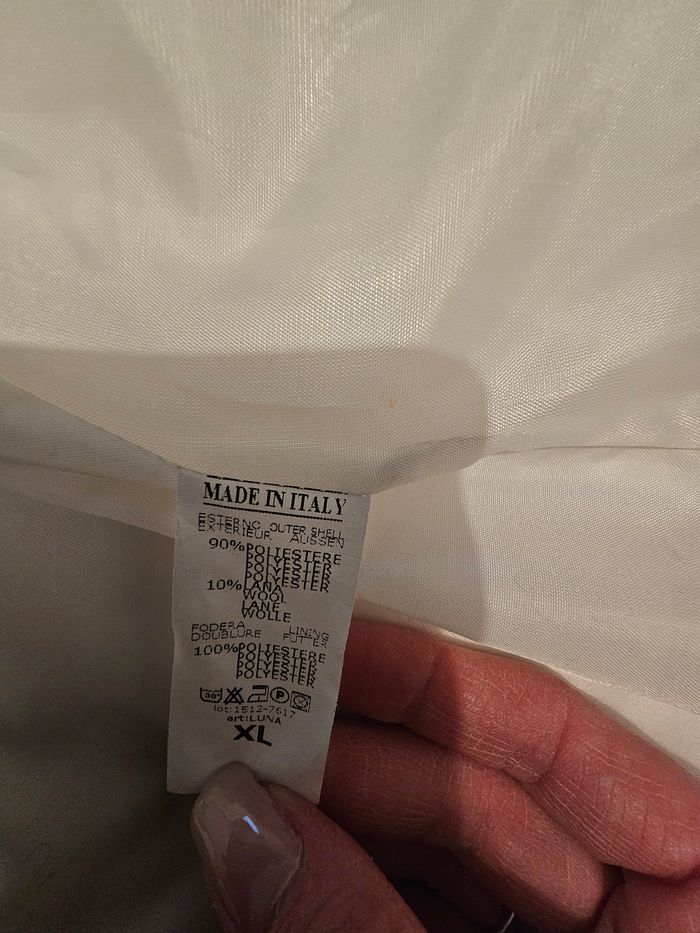 Manteau blanc & noir à capuche taille XL - photo numéro 3