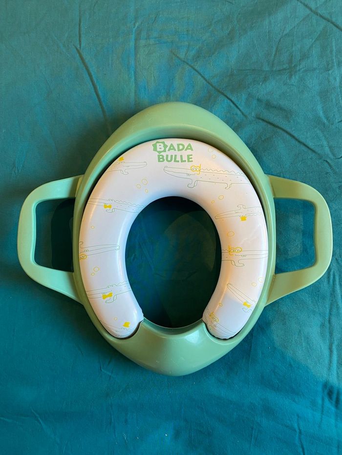 Réducteur toilette assise confortable rembourrée pour enfant Badabulle