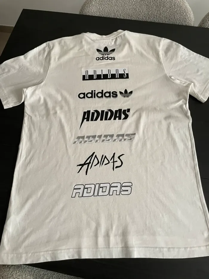 T-shirt adidas