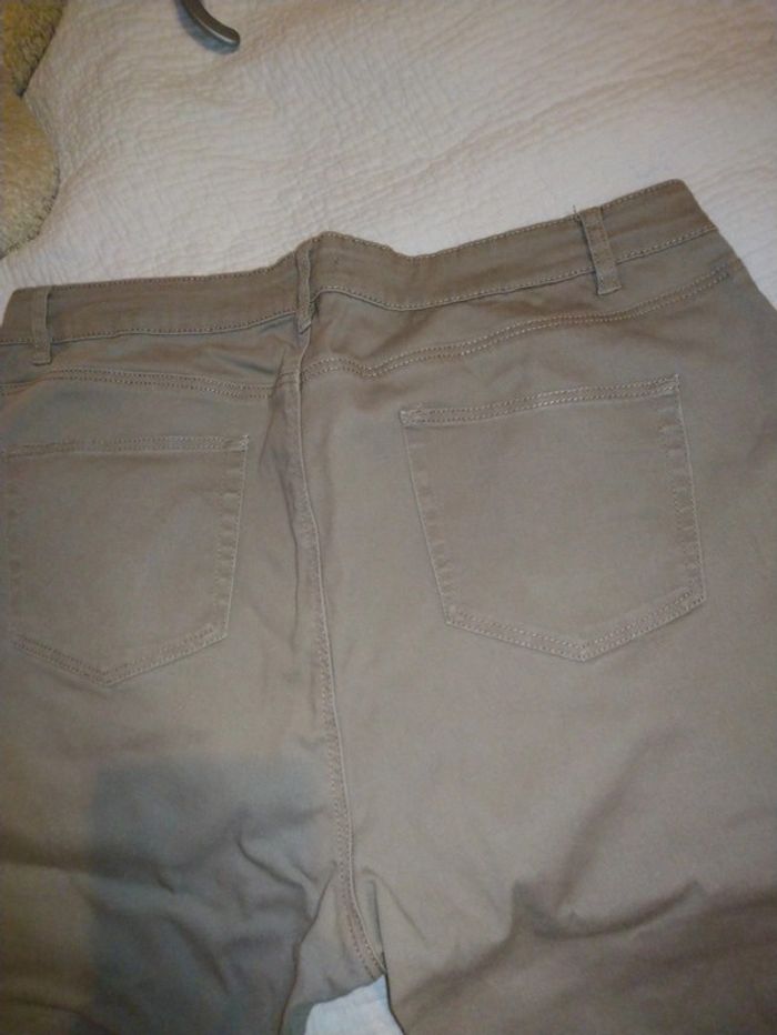 Bermuda femme Gémo taille 44/46 - photo numéro 6