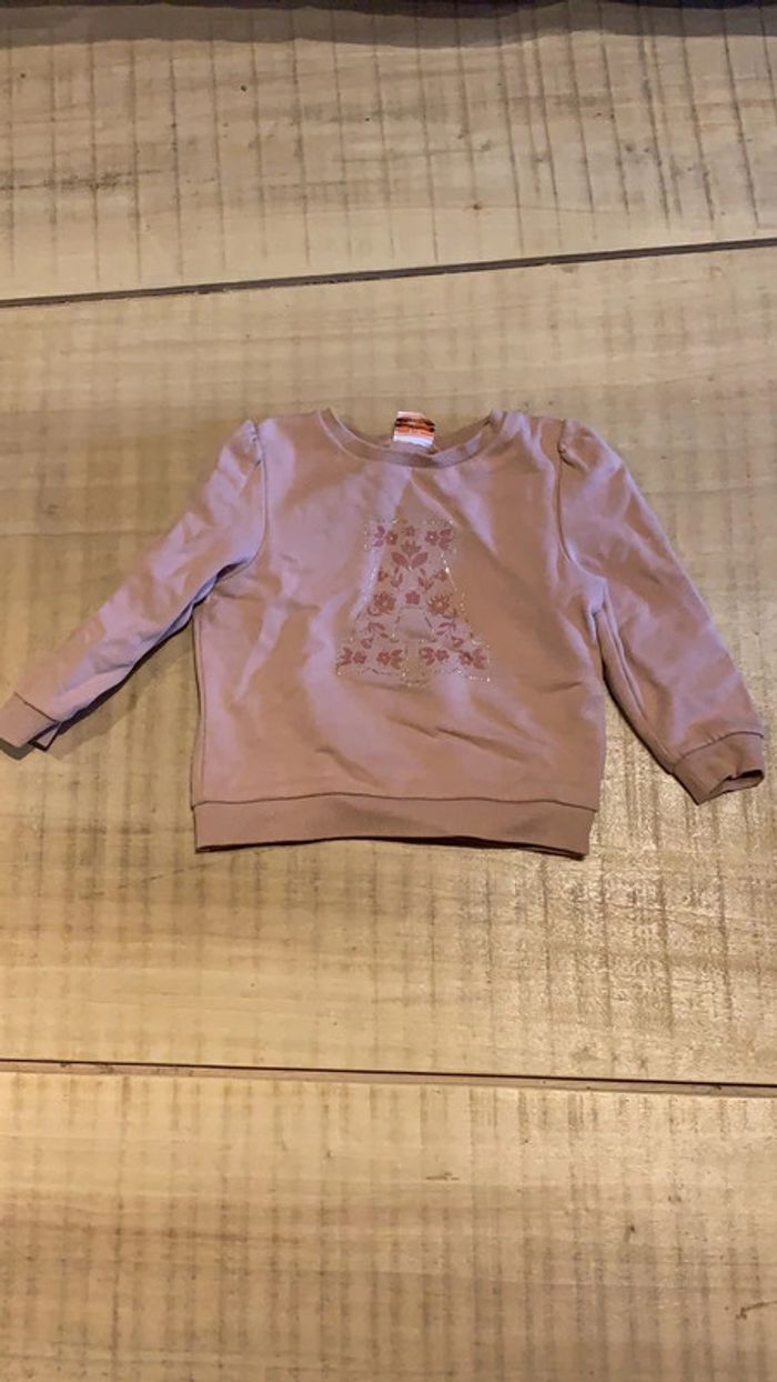 Pull rose tape à l’œil 2 ans