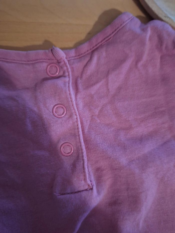 T-shirt manches longues pour fille taille 12 mois Marque tape à l'œil très bon état - photo numéro 5