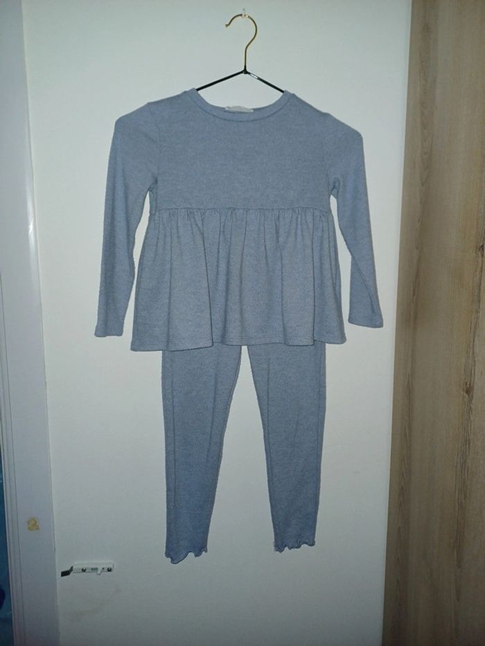 Ensemble Primark 5.6 ans