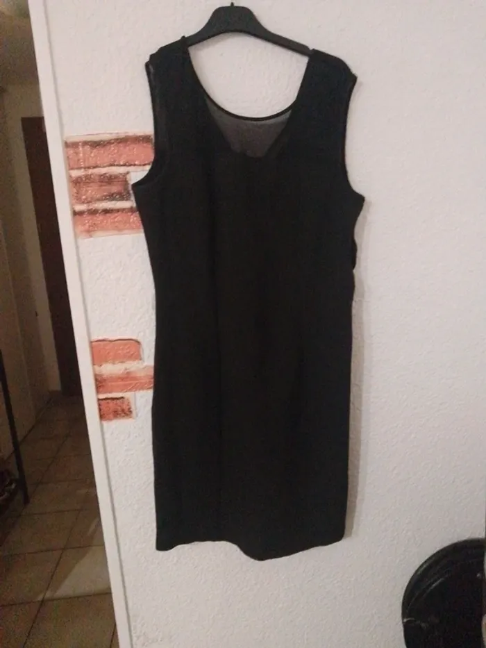 Robe noire