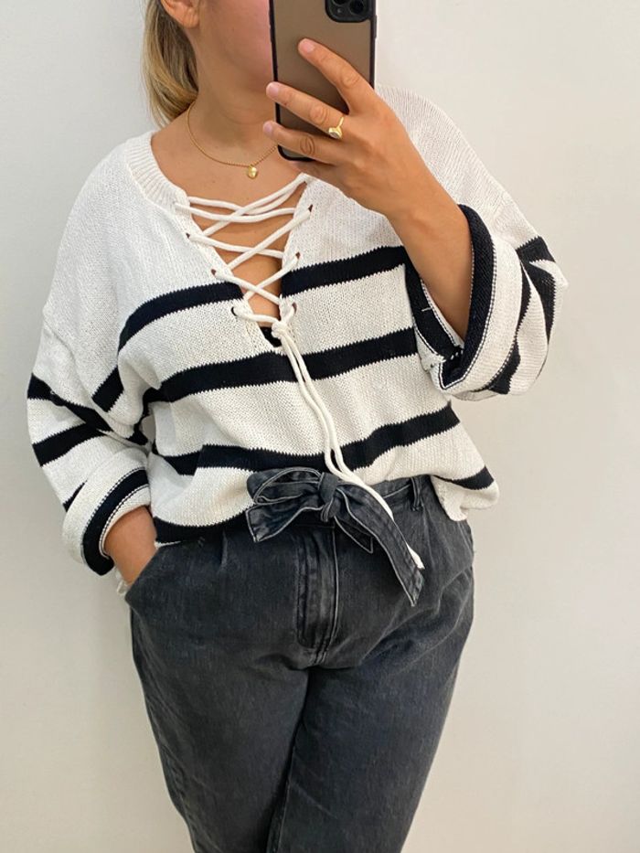 Pull Léger Stradivarius Taille M - photo numéro 3