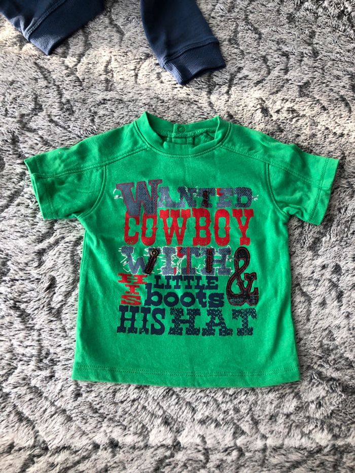 Lot Pull over et tee shirt bleu marine et vert G12m - photo numéro 5
