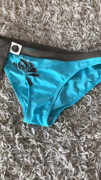 Bas de maillot de bain neuf taille 38/40